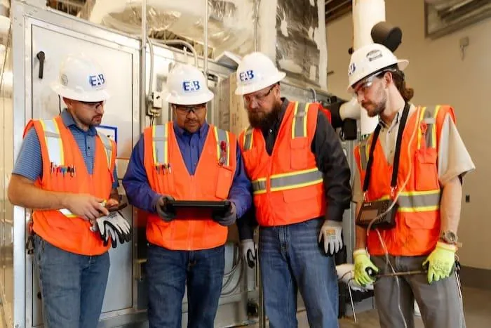 Site commissioning team